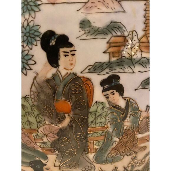 Vintage￼Mandarin Family Porcelain Fishbowl Planter Chinese Vase Hand Painted - Picture 4 of 12